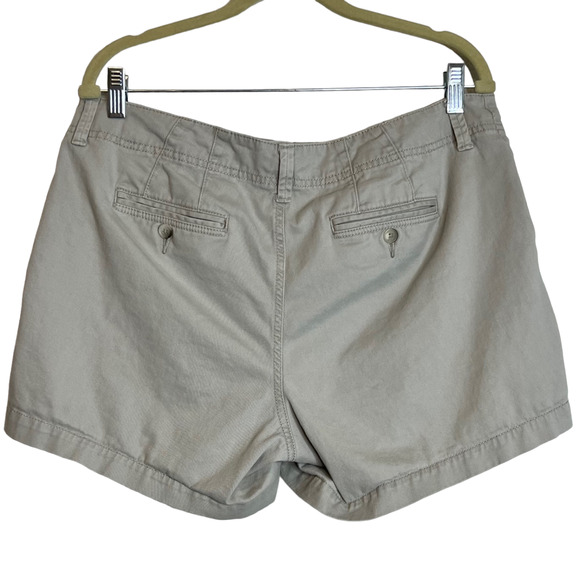 Gap Outlet Womens Khaki Shorts Size 14 Light Gray-Beige - Picture 3 of 6